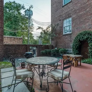 The Goose Getaway Apartment